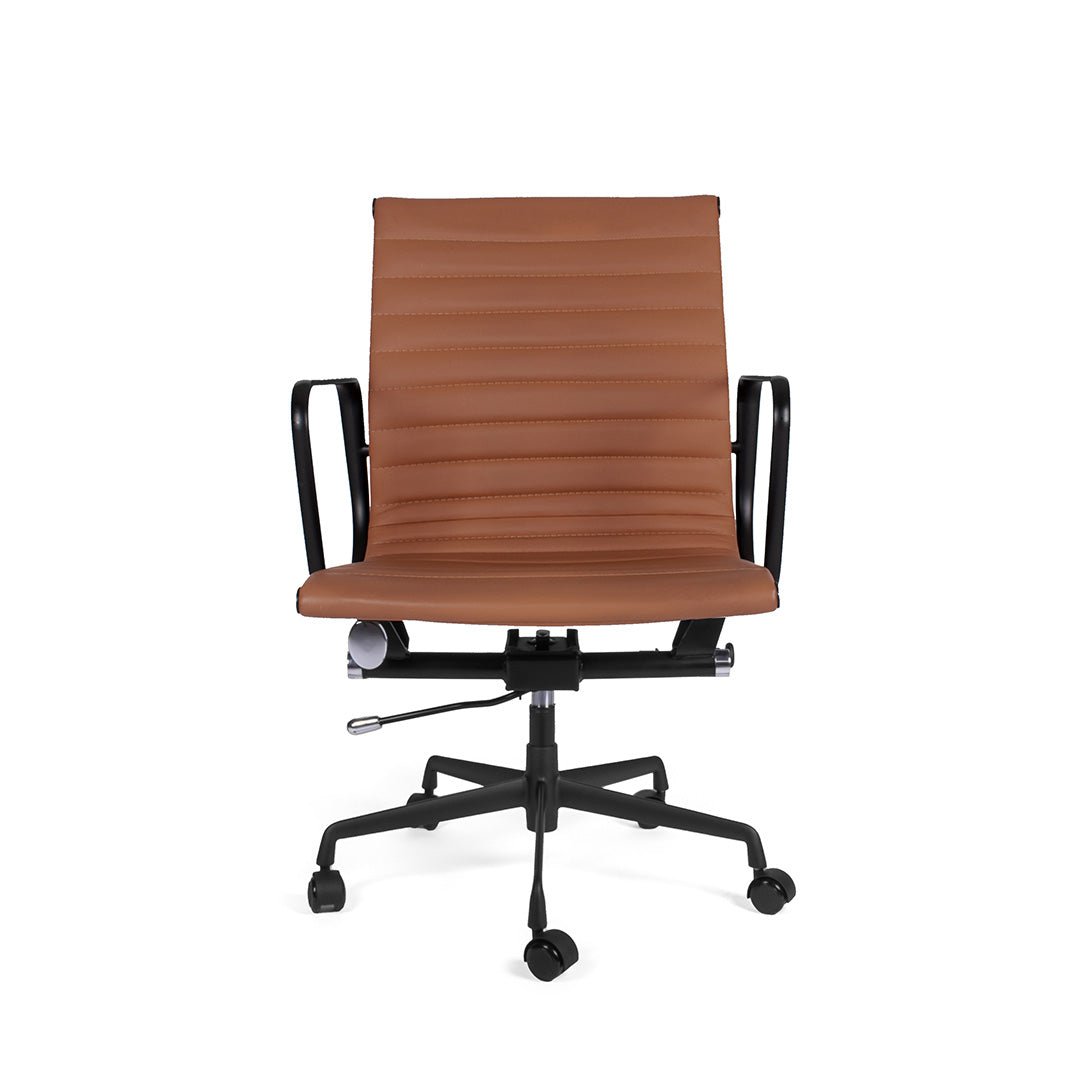 GoetzEFrente.jpg Silla Goetz Piel Alta - Imagen 1